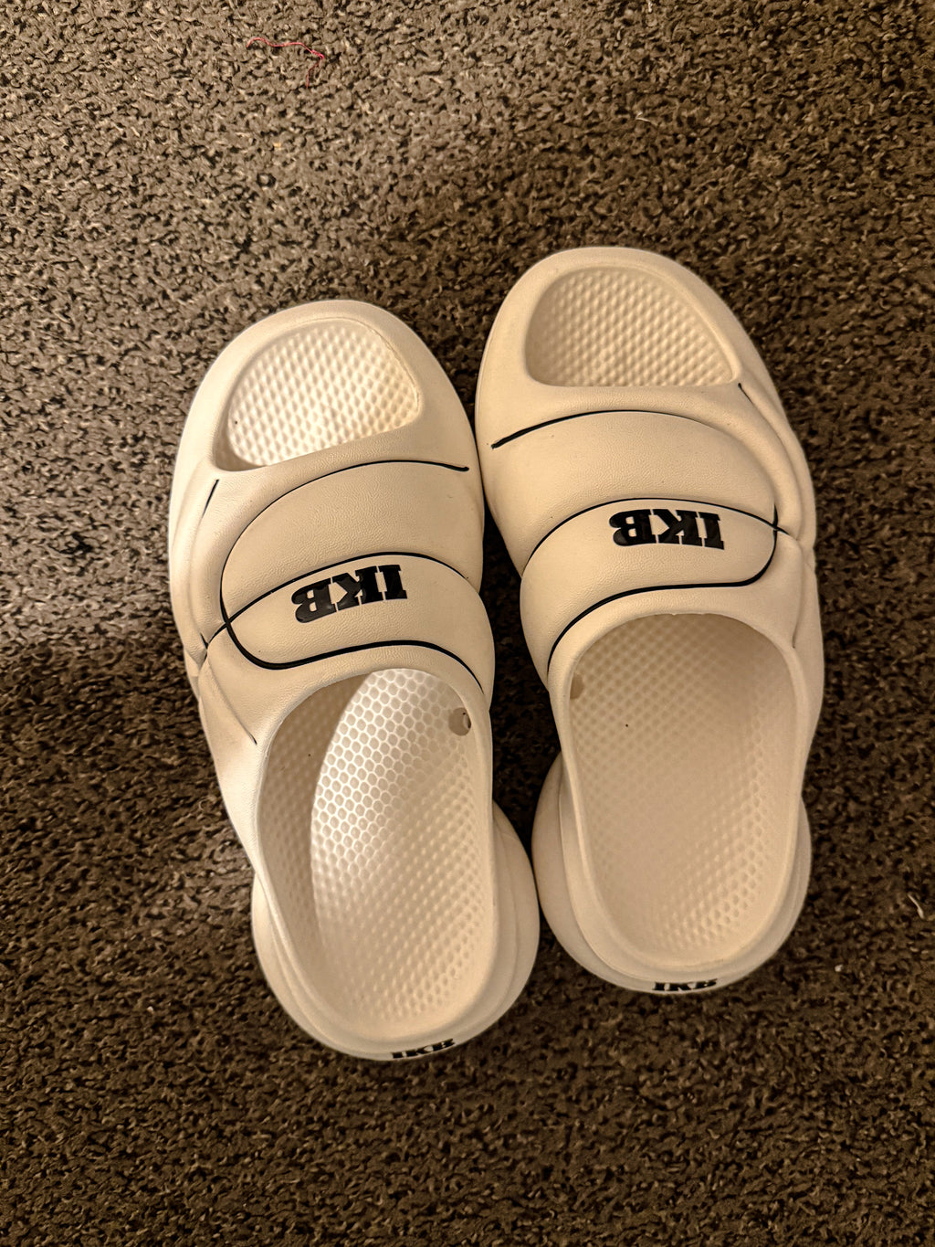 I KNOW BALL SIGNATURE SLIDES